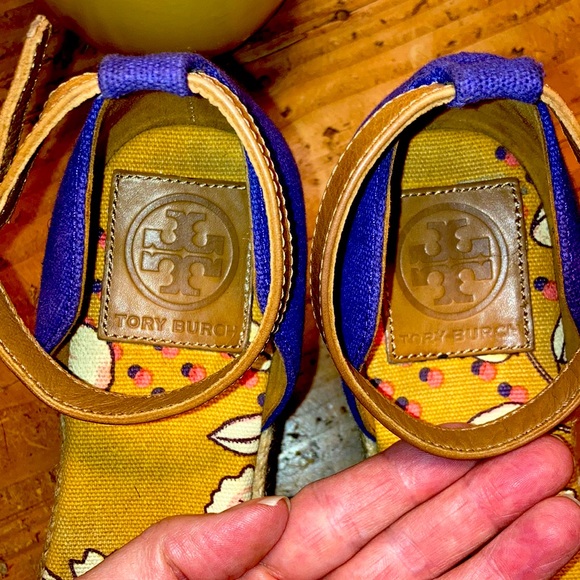 TORY BURCH sz 8 RARE platform floral print ankle strap platforms opentoe sandals - Picture 5 of 11